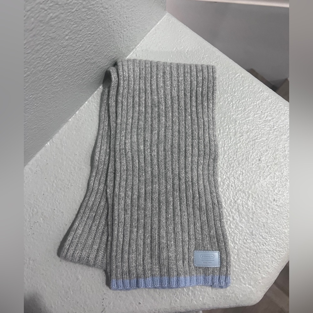 Coach Gray Ribbed Scarf